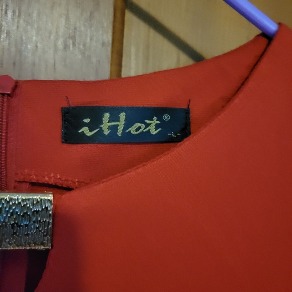 Dress - Picture 3 of 3